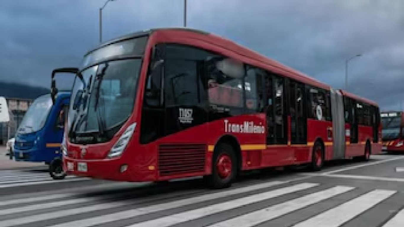 Imagen de apoyo de  Presidente Petro ofrece 15 billones para la compra de flota electrica para Bogota