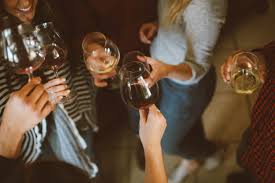 Imagen de apoyo de  Minsalud entrega recomendaciones para evitar intoxicacion por alcohol adulterado