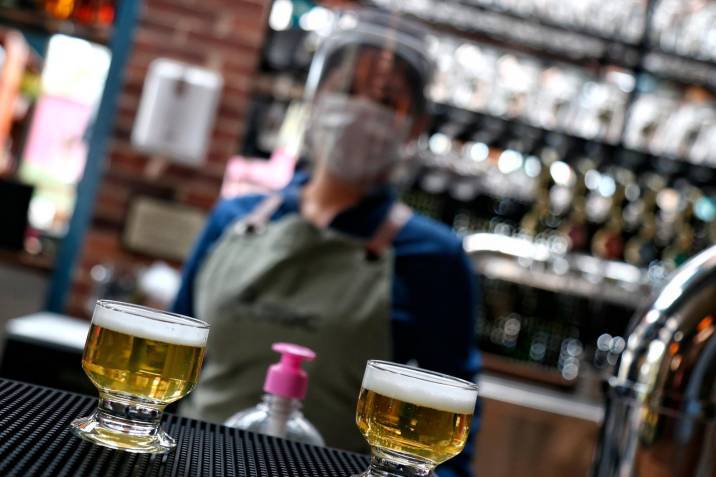Imagen de apoyo de  Minsalud establece protocolo para el consumo de bebidas alcoholicas en restaurantes y bares
