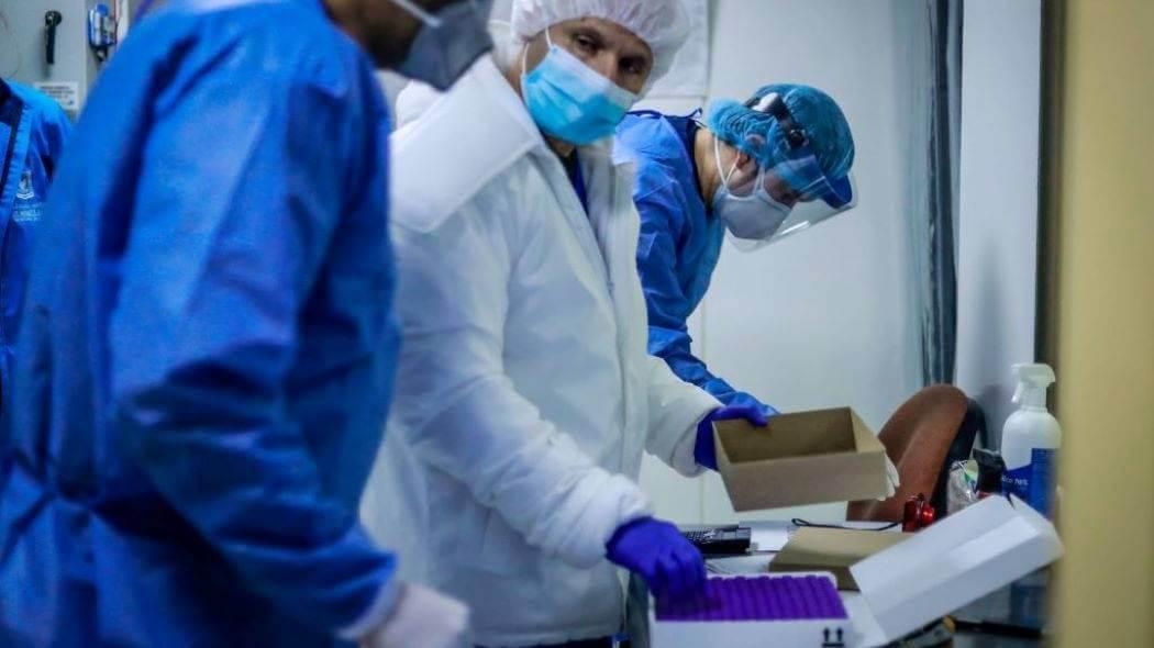 Imagen de apoyo de  Bogota recibio nuevas vacunas AstraZeneca para primeras y segundas dosis