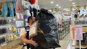 Imagen de apoyo de  Fue informado el decomiso de 3 millones de articulos con valor de US158 millones por parte de la Secretaria de Economia de Mexico