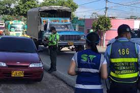 Imagen de apoyo de  Es sancionada la direccion de transito de Bucaramanga por no ejercer control del transporte ilegal