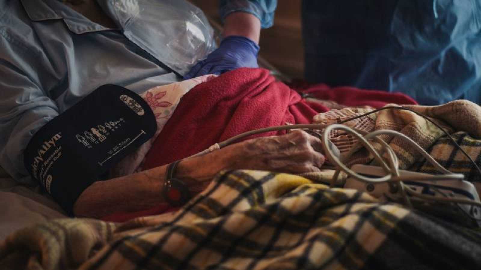 Imagen de apoyo de  Minsalud y DANE articulados en analisis de mortalidad covid19