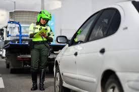 Imagen de apoyo de  Se les recuerda a los conductores la diferencia entre la orden de comparendo y la multa