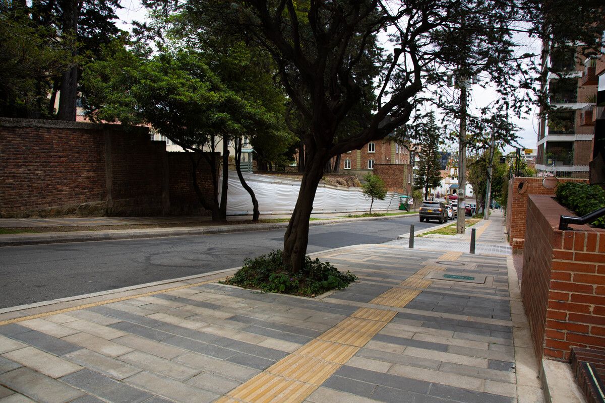 Imagen de apoyo de IDU adjudico terminacion de conexiones transversales peatonales en ChapineroBogota