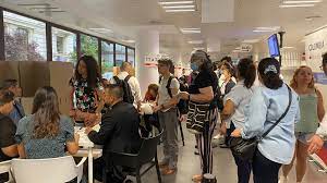 Imagen de apoyo de  Es iniciada la segunda vuelta de las elecciones presidenciales en el exterior con la participacion 19934 connacionales