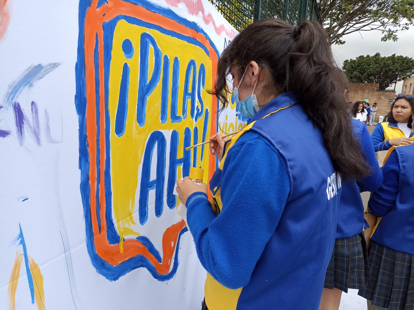 Imagen de apoyo de Pilas Ahi campaa del Distrito contra la violencia sexual en los entornos escolares