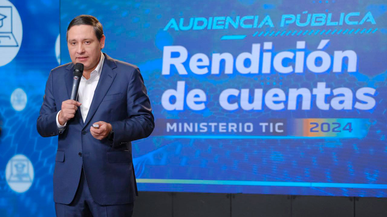 Imagen de apoyo de  Este ao el Gobierno logro que cerca de tres millones personas de poblaciones apartadas quedaran con acceso a Internet