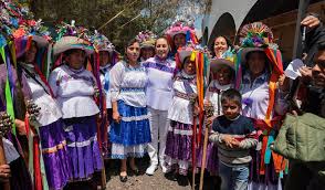 Imagen de apoyo de  Se entregan 1399 mdp del FAISPIAM a pueblos originarios de Queretaro