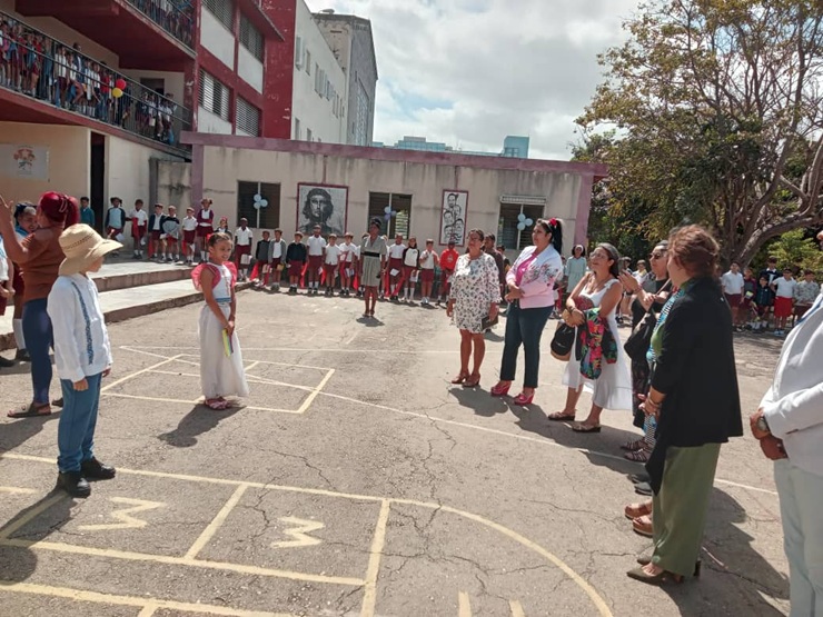 Imagen de apoyo de  Gobiernos de Colombia y Cuba comparten e intercambian sus experiencias para el fortalecimiento del sector educativo