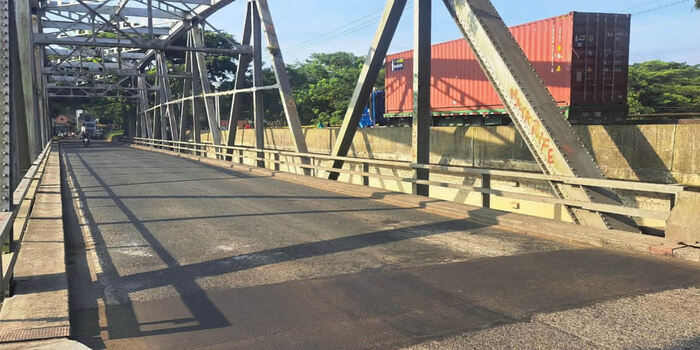 Imagen de apoyo de  Con exito finaliza el cambio de juntas del puente Simon Bolivar en Cartago Valle del Cauca