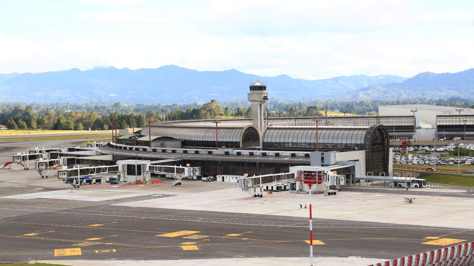 Imagen de apoyo de ANI desembolsa mas de 507000 millones en contraprestaciones aeroportuarias a entes territoriales