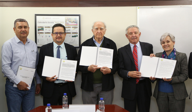 Imagen de apoyo de  Fortalecera Conafe Comunidades de Aprendizaje en Relacion Tutora en mil 277 escuelas de San Luis Potosi