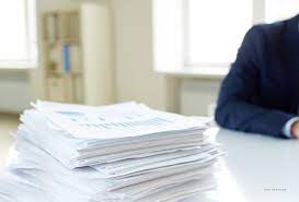 Imagen de apoyo de  Es investigado el secretario de Educacion de La Estrella Antioquia por la presunta suscripcion de cinco contratos con joven de 19 aos