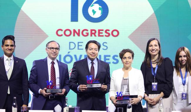 Imagen de apoyo de  Capacidad de adaptacion e interes por aprender garantizan el exito en los estudiantes Mario Delgado