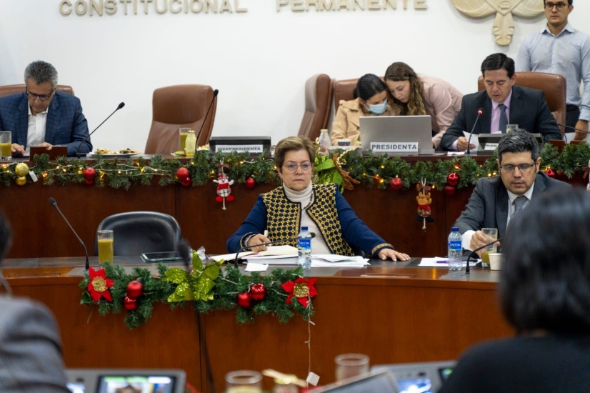 Imagen de apoyo de  Jornada nocturna desde las 700 pm y pago del 100 de dominicales y festivos hacen parte de los 16 articulos aprobados de la reforma laboral