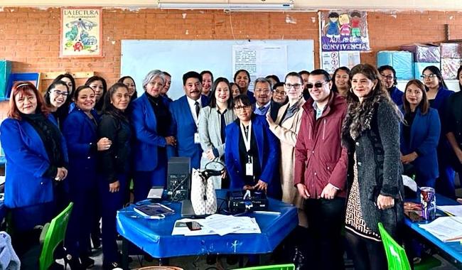 Imagen de apoyo de  Acude titular de Educacion Basica al Taller Intensivo para Personal Docente en el Estado de Mexico