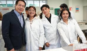 Imagen de apoyo de  Con las nuevas universidades se alcanzaran la meta de cobertura del 55 y la creacion de 330 mil nuevos lugares