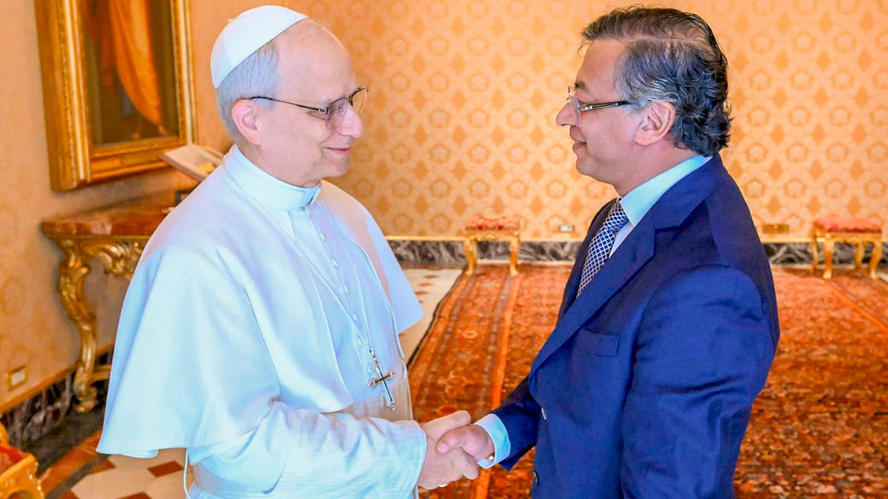 Imagen de apoyo de  Presidente Petro pide al papa Leon XIV mediar con EE UU para priorizar la crisis climatica sobre la migracion