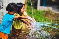 Imagen de apoyo de 1 de cada 3 personas en el mundo no tiene acceso al agua potable segun UNICEF y la OMS