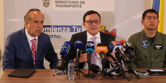 Imagen de apoyo de  Aeronautica Civil pone en funcionamiento sistema de aproximacion por instrumentos para operaciones con baja visibilidad