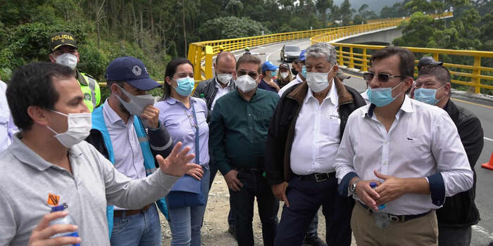 Imagen de apoyo de  Las nuevas obras del Cruce de la Cordillera Central estan bien construidas afirmaron los gremios del transporte