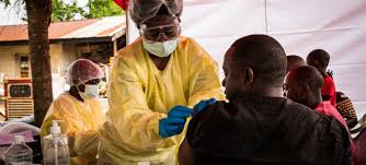 Imagen de apoyo de UNICEF y la OMS anuncian la creacion de una reserva mundial de vacunas contra el Ebola