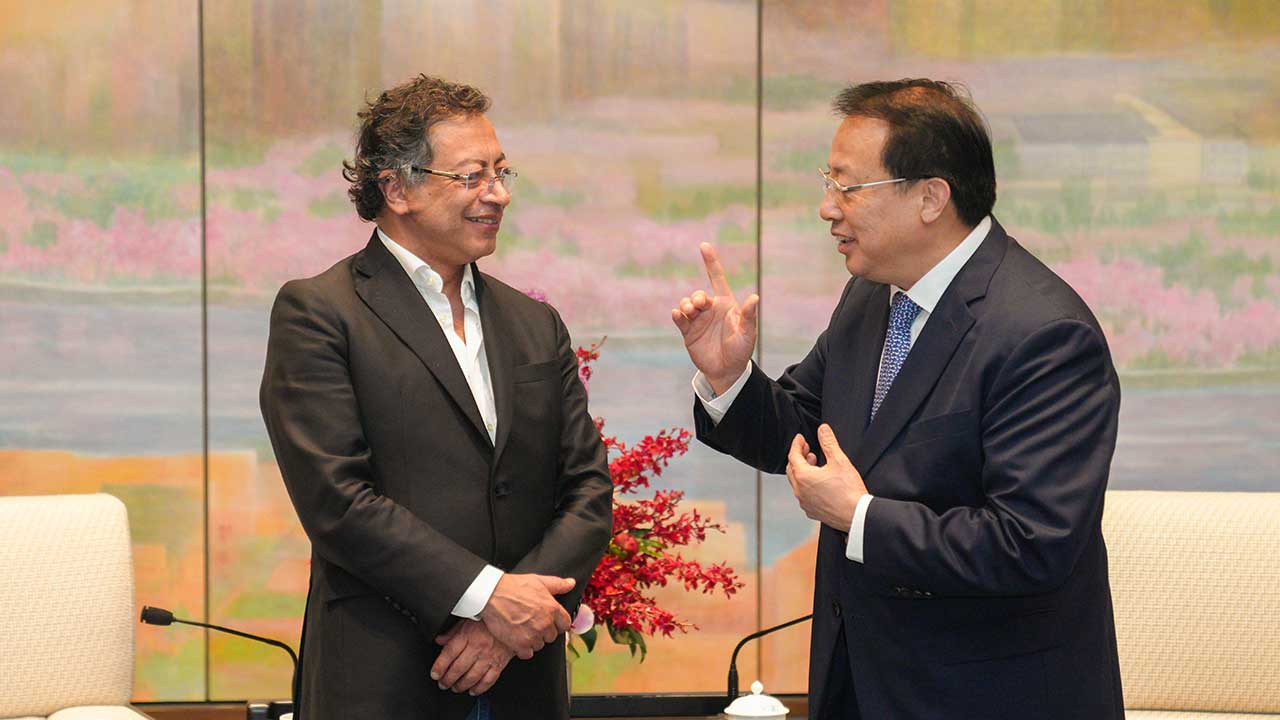 Imagen de apoyo de  El presidente Gustavo Petro se reune con el alcalde de Shangai Gong Zheng