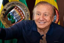 Imagen de apoyo de  Fue sancionado con destitucion e inhabilidad por 10 aos a Rodolfo Hernandez por participacion en politica