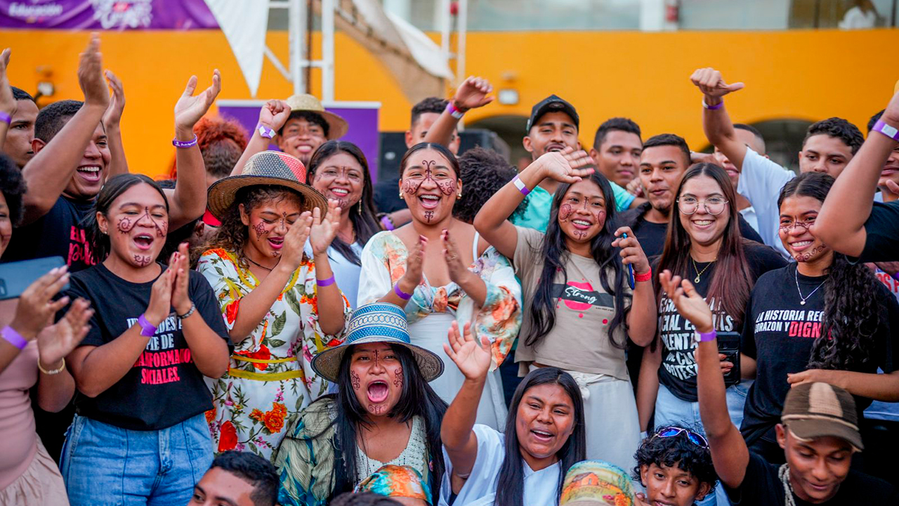 Imagen de apoyo de  Inversiones historicas en educacion del Gobierno mejoraron en 2024 la calidad la cobertura y las oportunidades para estudiantes y maestros