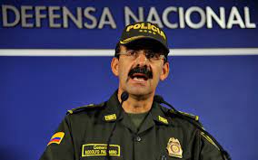 Imagen de apoyo de  Se archiva proceso disciplinario contra el general Rodolfo Palomino en investigacion por denominada comunidad del anillo