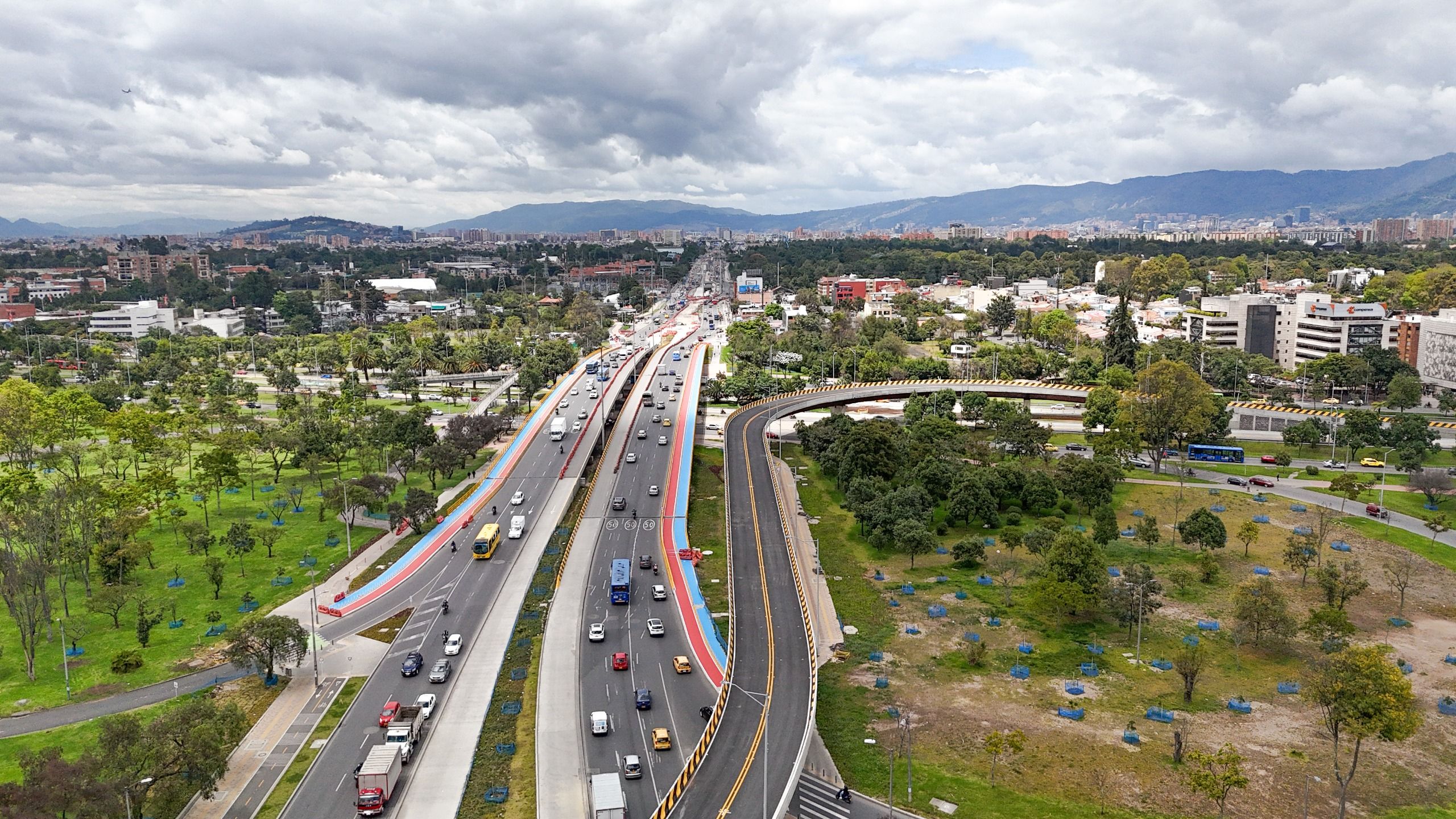 Imagen de apoyo de  Troncal av 68 alcanzo el 70  de obra este es el cronograma de entregas de los 9 grupos que la conforman