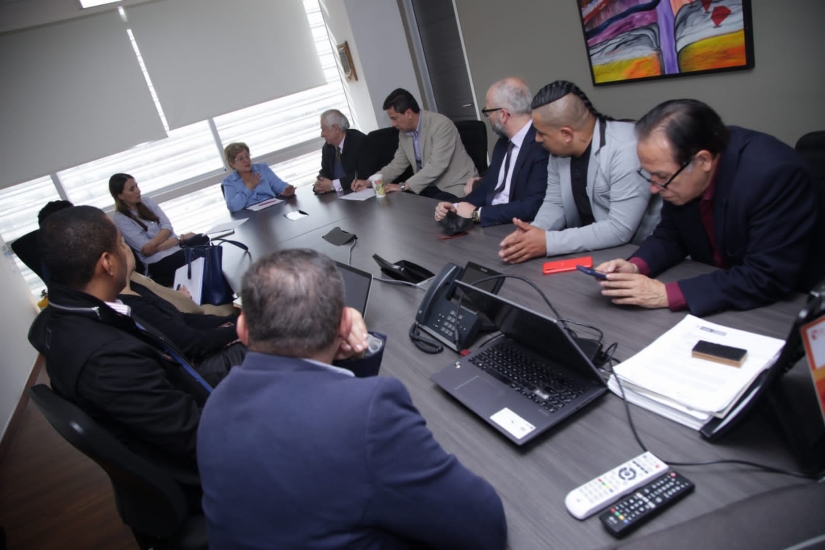 Imagen de apoyo de El Gobierno nacional explora alternativas para salvar mas de 6 mil puestos de trabajo de las Tiendas Justo Bueno