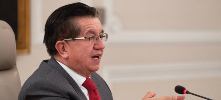 Imagen de apoyo de  La Tercera dosis a la fecha es para poblacion mayor de 70 aos en Colombia