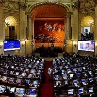 Imagen de apoyo de  SNIA a un debate en plenaria de Camara de Representantes