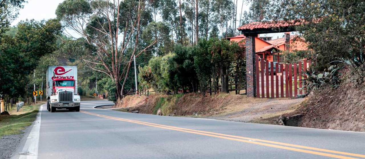 Imagen de apoyo de Gobierno adjudico este jueves 6 proyectos de infraestructura vial del Pacto Bicentenario por 19 billones de pesos
