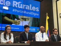 Imagen de apoyo de  Buscan reconocimiento laboral para universitarios de carreras de salud que hacen servicio rural