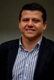 Imagen de apoyo de  Se condena a 100 meses de prision al exsenador Bernardo Miguel Elias