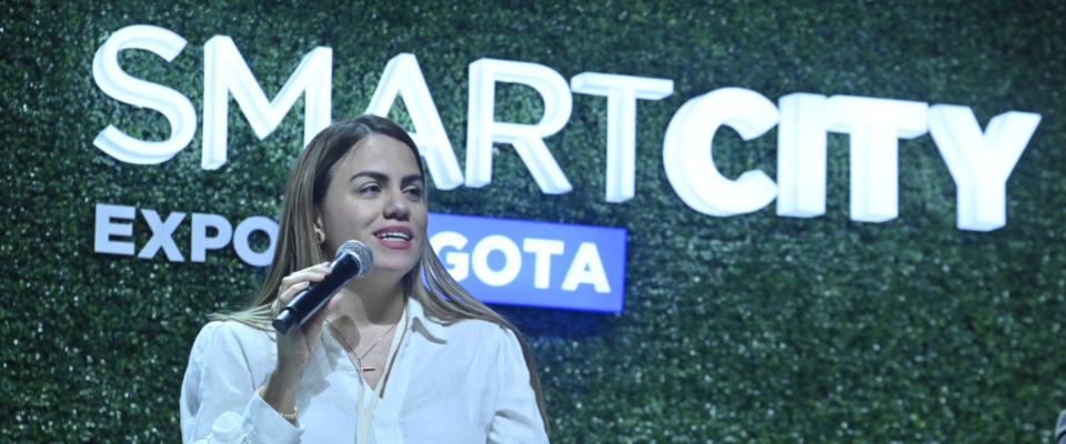 Imagen de apoyo de  MinTIC participo en la instalacion del Smart City Expo Bogota 2023