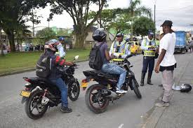 Imagen de apoyo de Empresa de mototaxismo pierde 30 tutelas contra la SuperTransporte y se le niega amparo constitucional por ser una actividad no autorizada