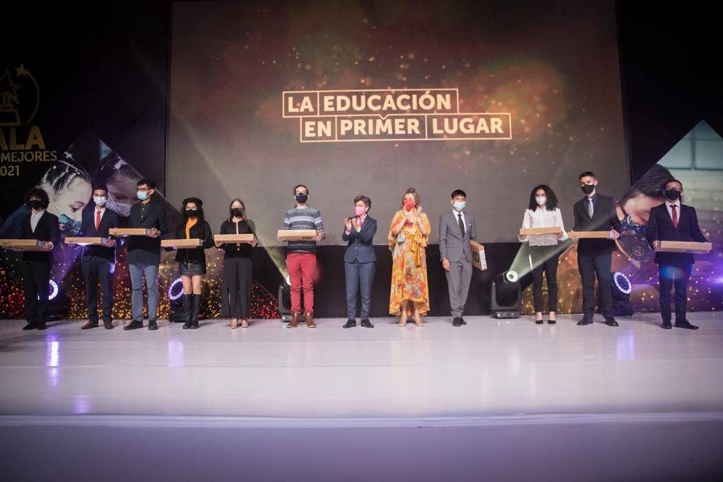 Imagen de apoyo de  Gala de los Mejores premio transformacion e innovacion en educacion publica