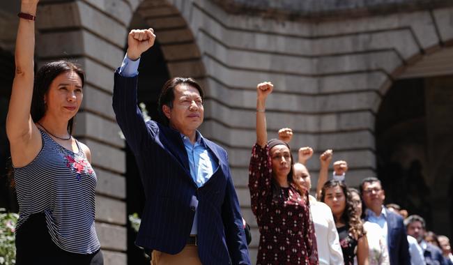 Imagen de apoyo de  Mario Delgado Carrillo encabezo el Primer Simulacro Nacional 2025 en la sede historica de la SEP