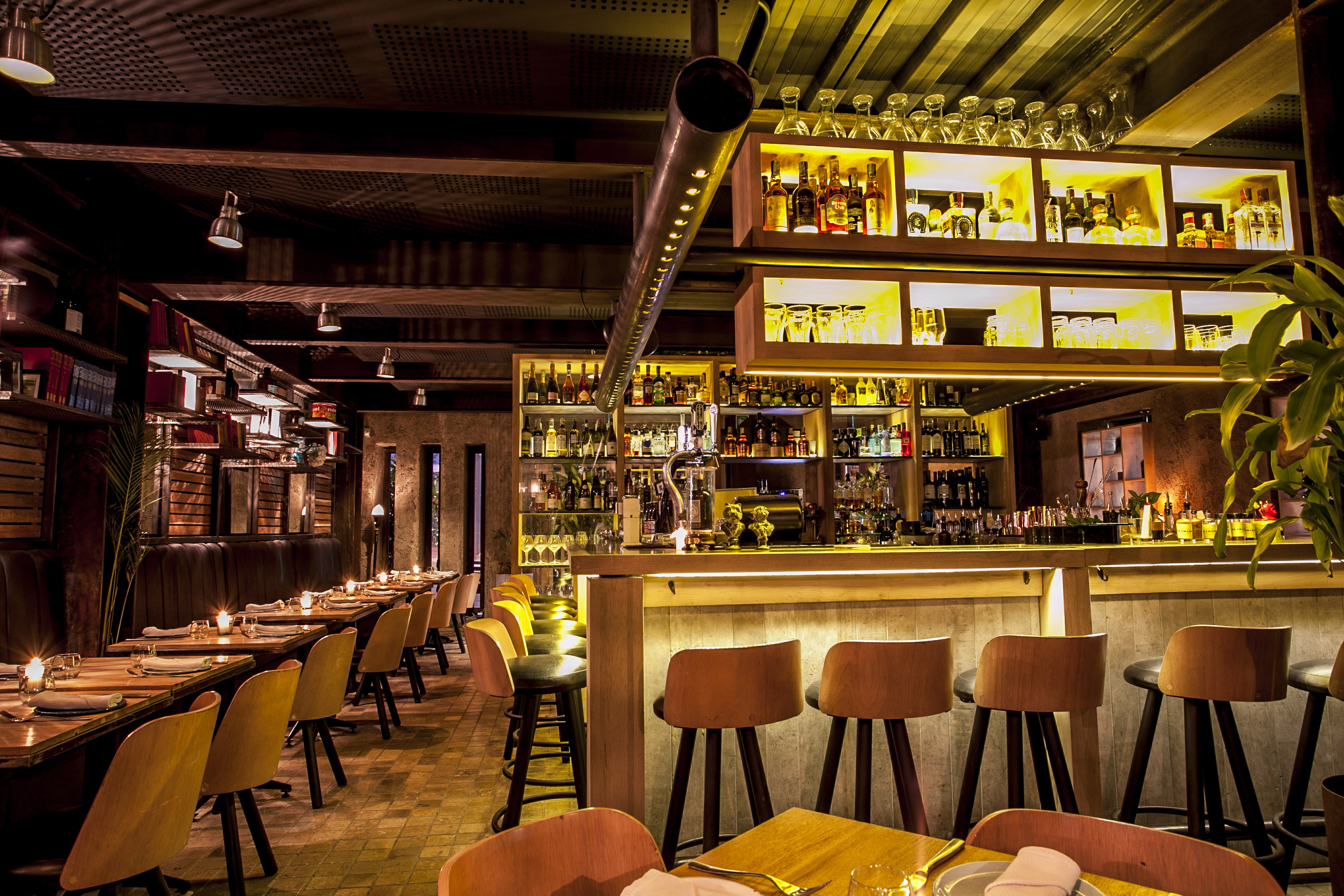 Imagen de apoyo de  Se reglamenta los establecimientos de gastronomia y bares turisticos y se dictan otras disposiciones complementarias