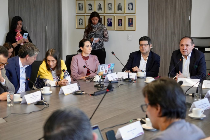 Imagen de apoyo de  Se instalo mesa tripartita para concertar el incremento del salario minimo 2026