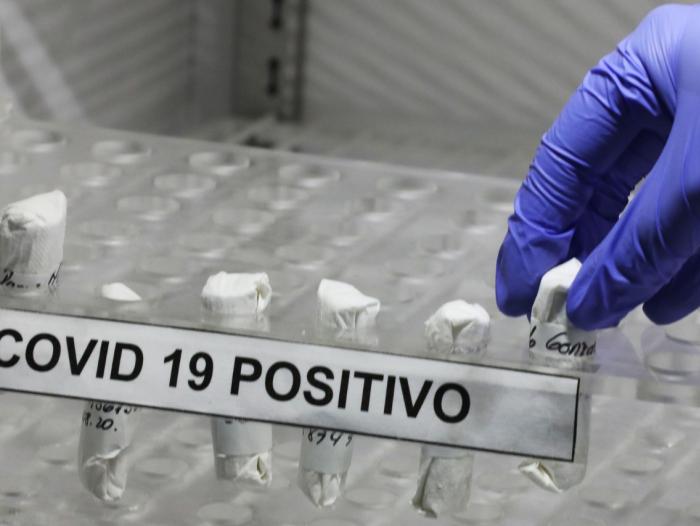 Imagen de apoyo de Colombia tiene 68310 casos activos de covid19