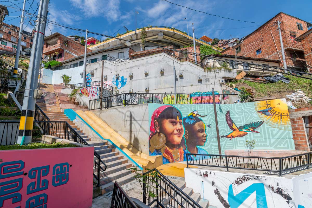 Imagen de apoyo de  Medellin firma acuerdo con aliados para promover el turismo responsable