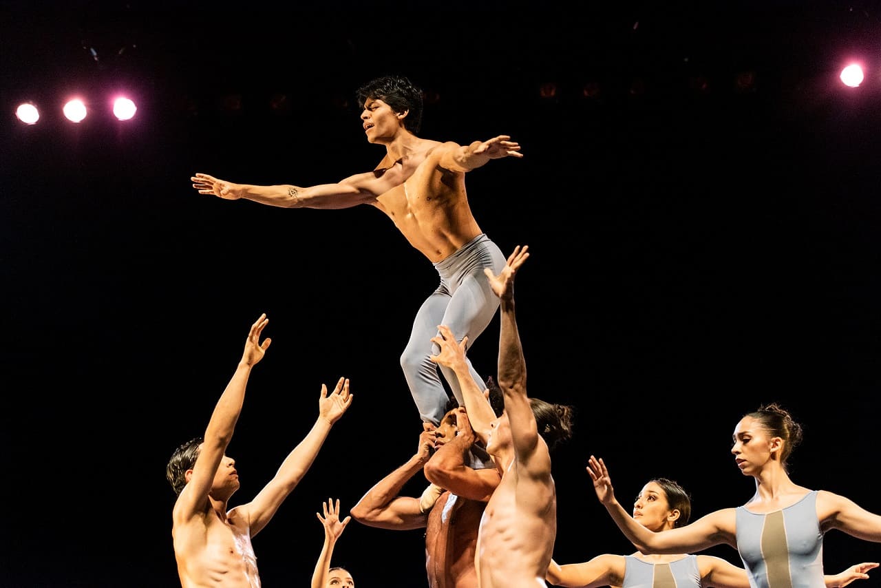 Imagen de apoyo de  Medellin entregara 1270 millones en su primera convocatoria del ao para la circulacion internacional de las artes escenicas locales