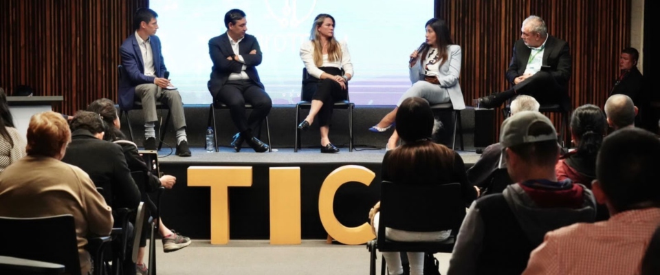 Imagen de apoyo de Con AgroTECH el MinTIC potenciara el campo con Inteligencia Artificial