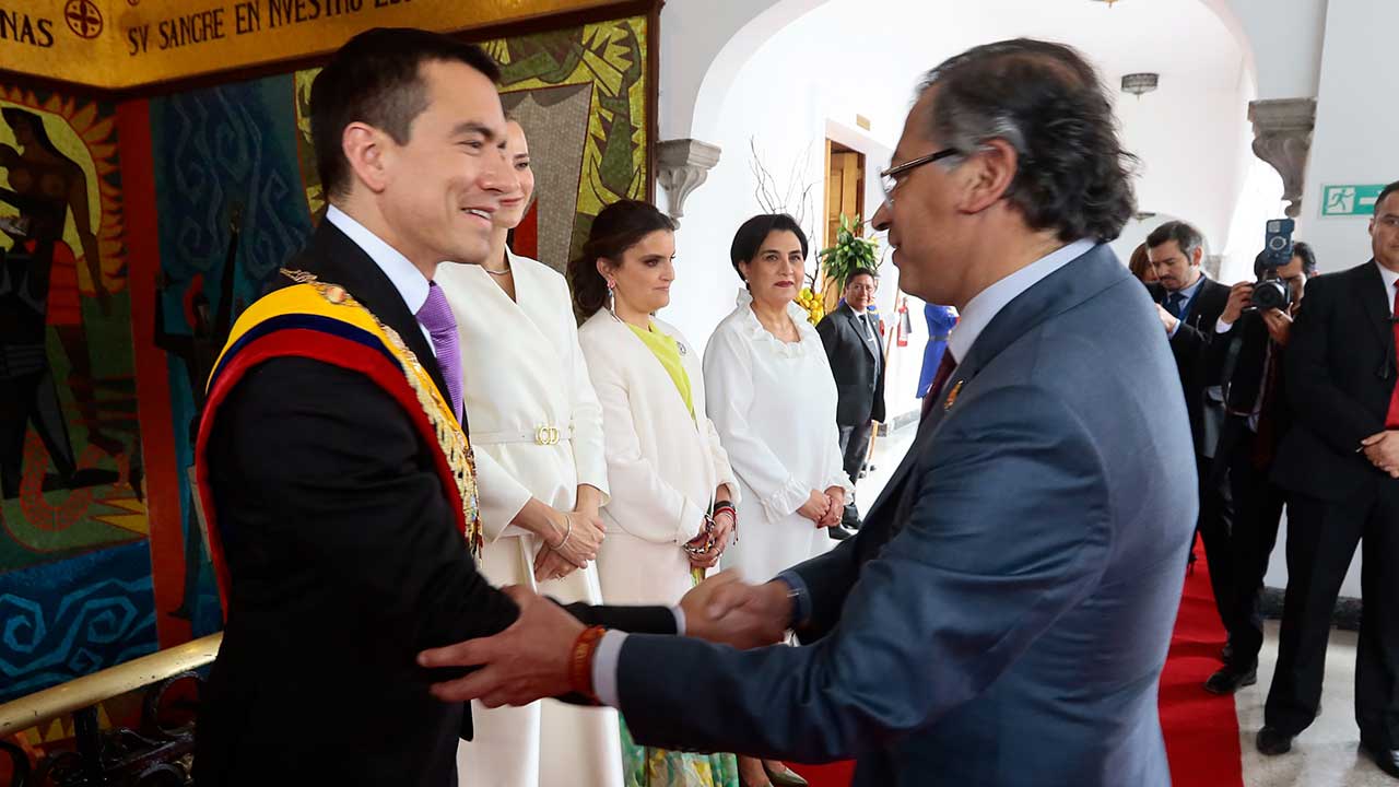 Imagen de apoyo de  Presidente Petro traza ruta de trabajo con el recien posesionado jefe de Estado de Ecuador Daniel Noboa