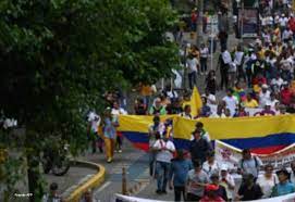 Imagen de apoyo de Fue abierta una indagacion a funcionarios del MinInterior por presunto ofrecimiento de internet a cambio de participar en marchas del 27 de septiembre
